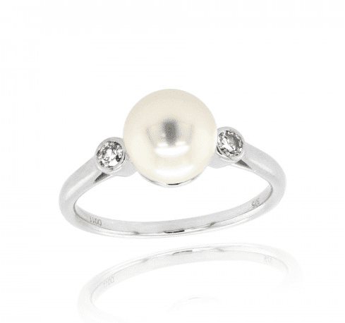 9ct White Gold, Pearl And Diamond Ring