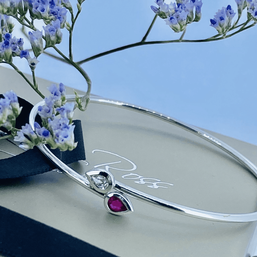 18ct White Gold, Diamond & Ruby Bangle