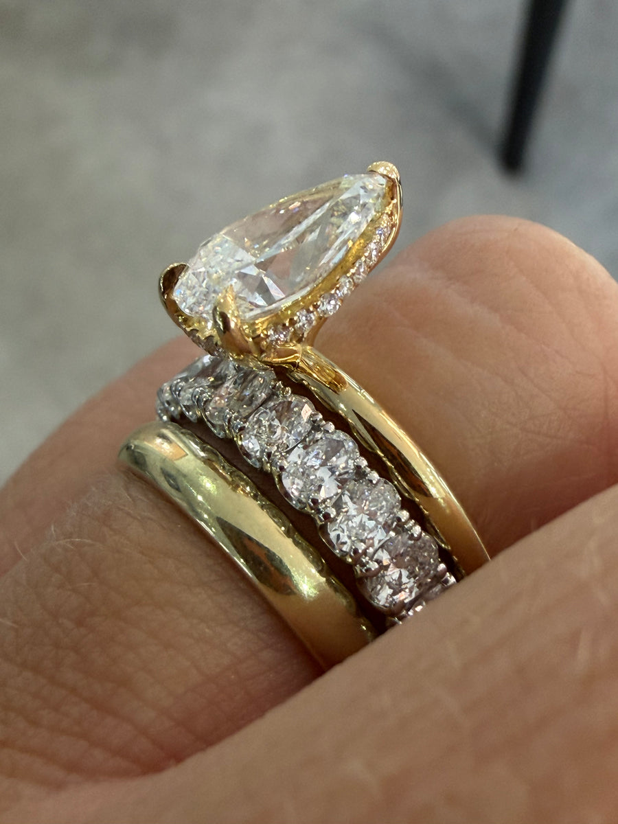 18ct Yellow Gold Pear Cut Lab Grown Diamond Solitaire With Hidden Halo And Talon Claws Engagement Ring