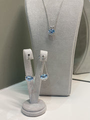 9ct White Gold Aquamarine & Diamond Pendant