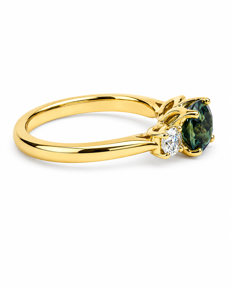 18ct Yellow Gold, Montana Sapphire & Diamond Ring