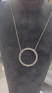 Ladies 18ct White Gold And Diamond Circle Pendant